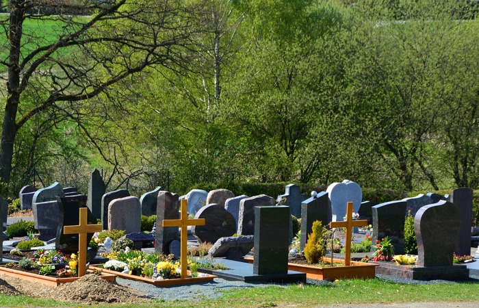 Friedhof – Begegnung und Besinnung